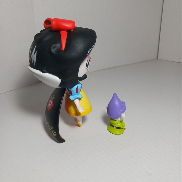 The World of Miss Mindy Vinyl Disney Snow White & Dwarf Series 3 - Picture 8 of 15